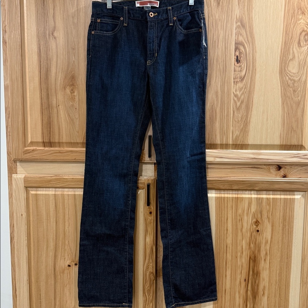 New Gap Classy Closet Staple Timeless Versatile Dark Blue Denim Boot Cut Jeans